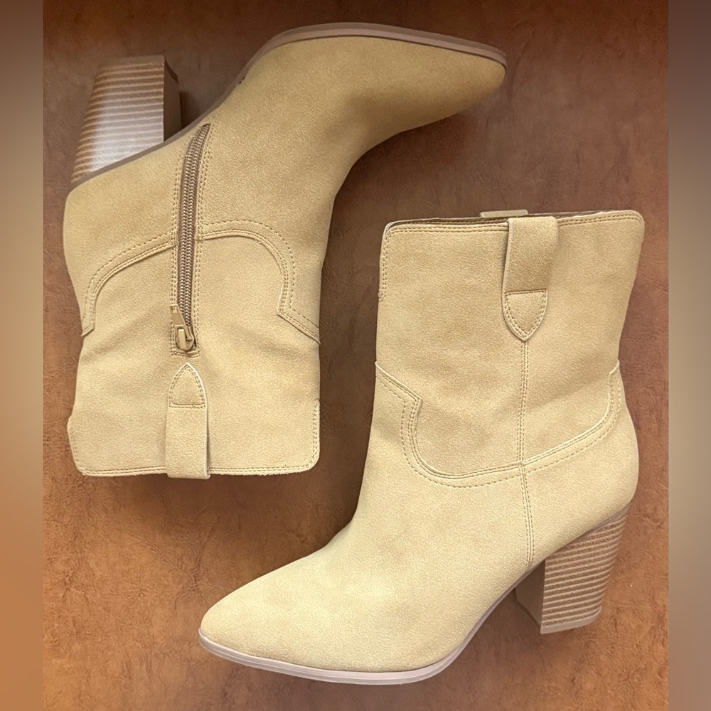 MIA MARNIE TAN FAUX SUEDE WESTERN BOOTIES BOOTS SIZE 8M NWOB - Picture 2 of 8